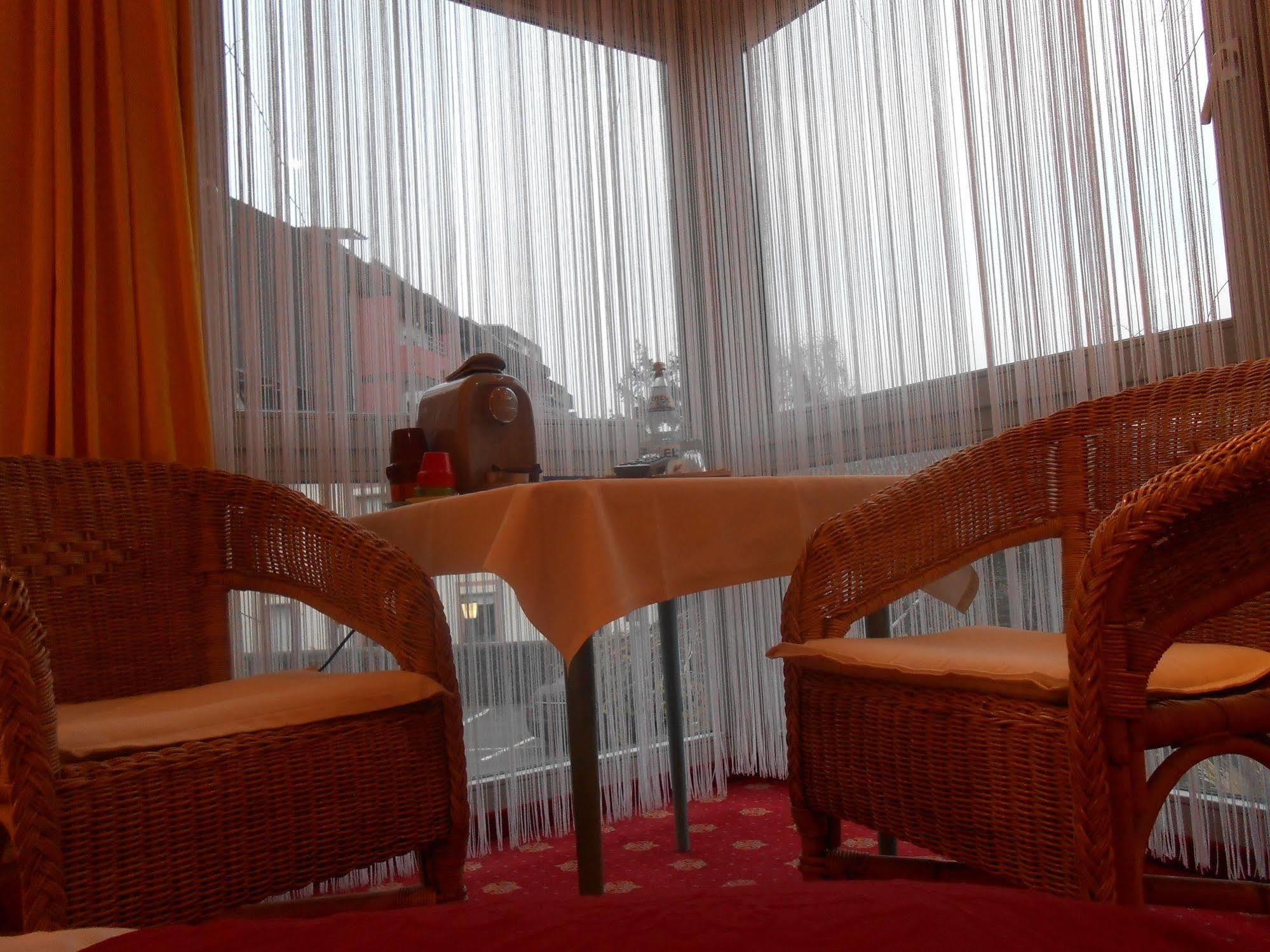 קונז Muehlenthalers Park Hotel מראה חיצוני תמונה
